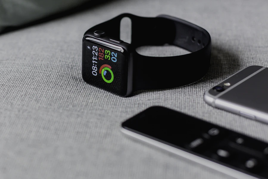 iOS 14 代码曝光第六代 Apple Watch：加入血氧饱和度检测功能